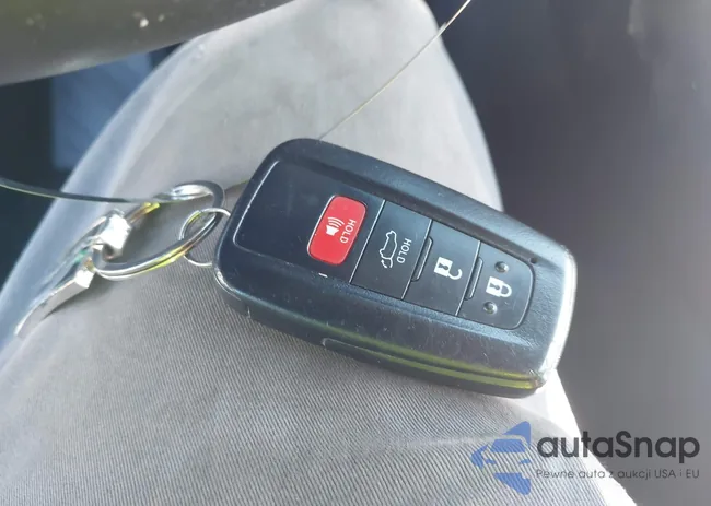 2T3C1RFV4MW107281: 43777216