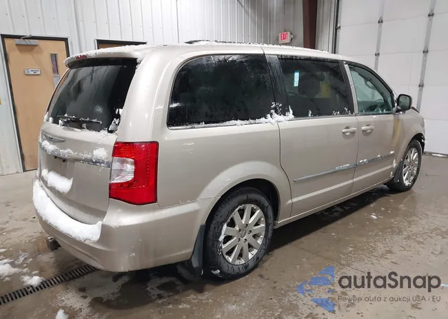 2C4RC1BG3FR637235: 43777221