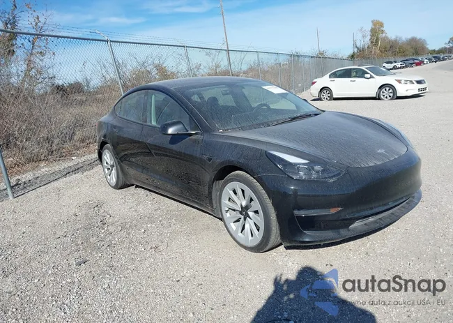 5YJ3E1EA8PF437990: 43777368