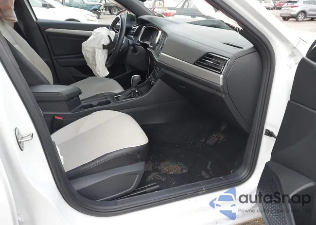 3VWC57BU2MM095989: 43777399