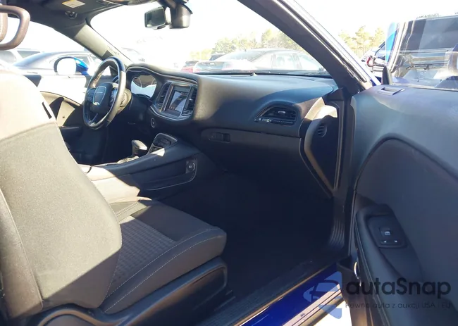 2C3CDZAG9KH750422: 43777438