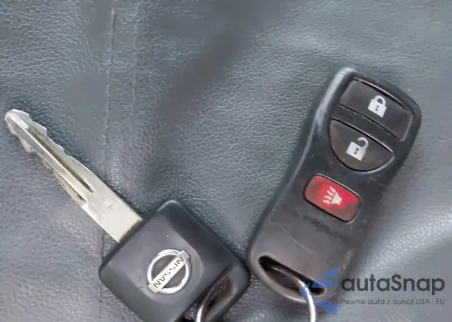 1N6AD07W99C426569: 43777521