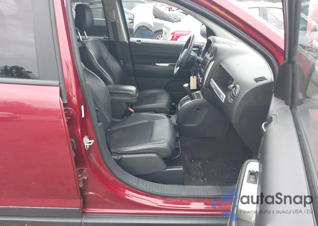 1C4NJDEB2FD184802: 43776615