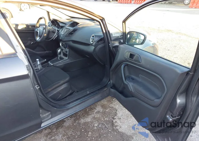 3FADP4EJ0JM113537: 43776827