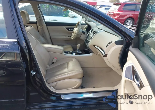 1N4AL3AP3EC299004: 43776928