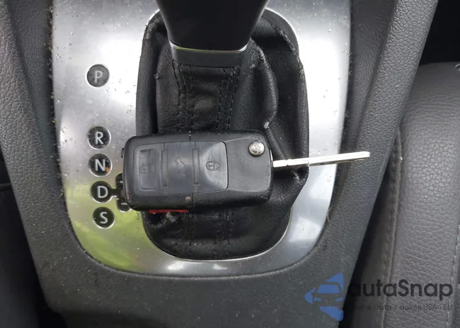 3VWRZ71K48M103885: 43777987