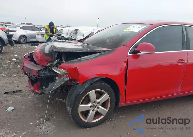 3VWRZ71K48M103885: 43777987