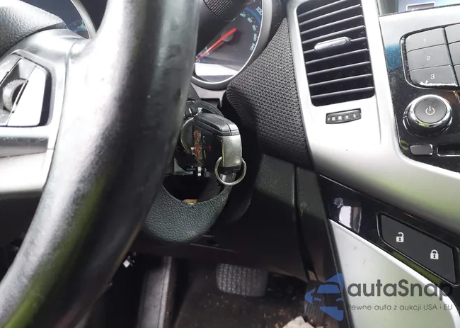 1G1PE5SB6D7118670: 43778023