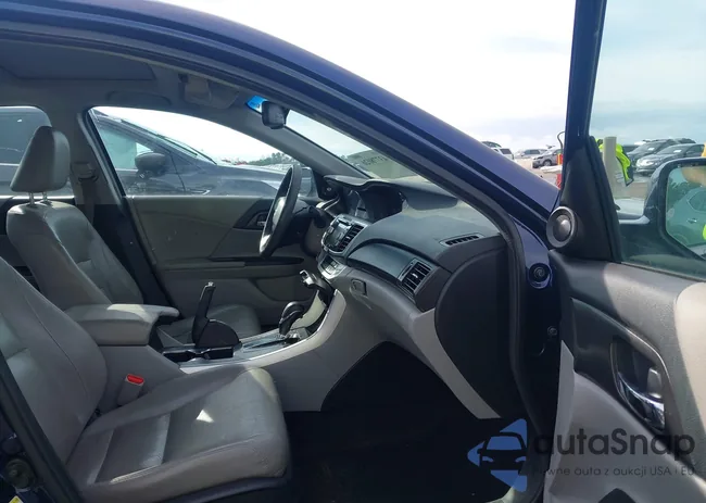 1HGCR2F82DA258436: 43778026