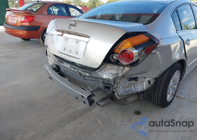 1N4AL2AP9BC104657: 43778043