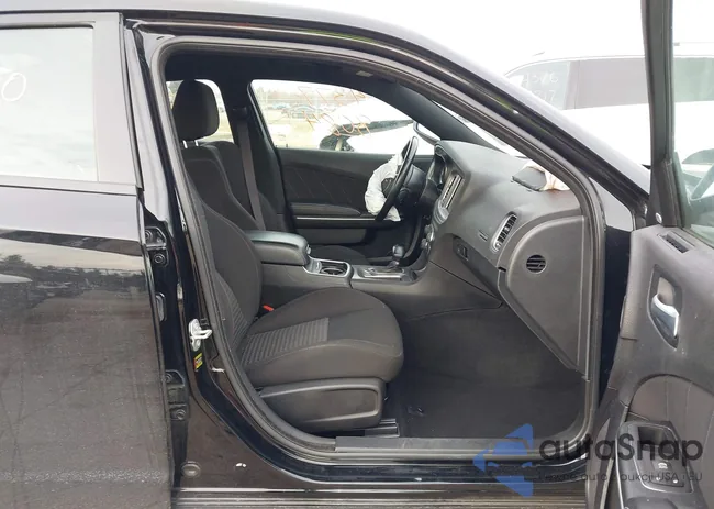 2C3CDXHG9PH583240: 43778084