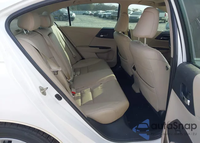 1HGCR2F88FA141978: 43778364