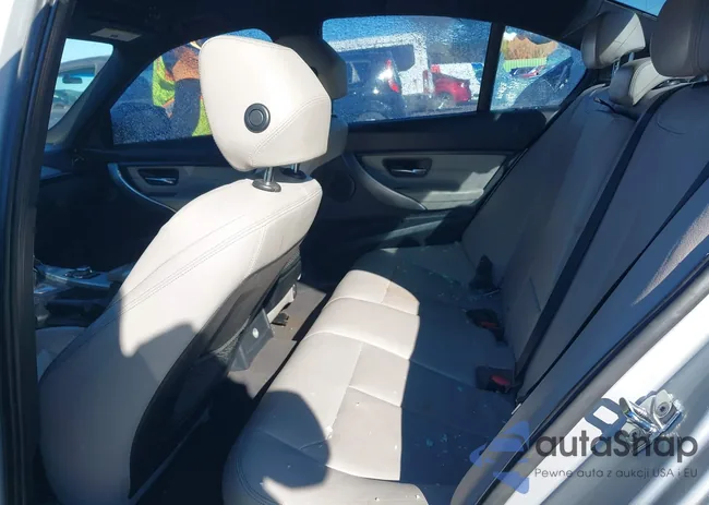 WBA3A9G59CNP35581: 43777952