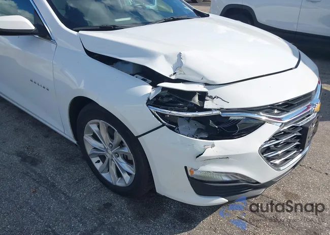 1G1ZD5STXRF128846: 43779275