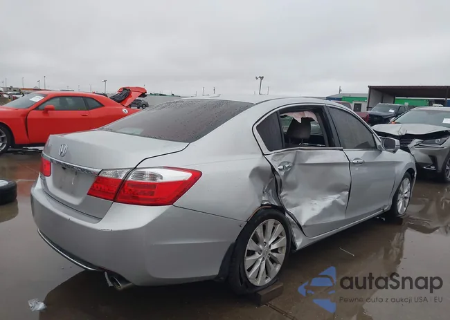 1HGCR2F86FA189527: 43779291