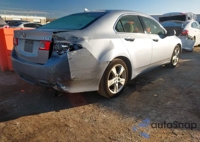 JH4CU266X9C003801: 43779377