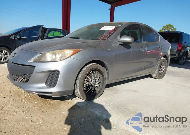 JM1BL1TF4D1810513: 43779448