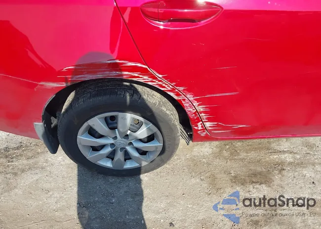 2T1BURHE4FC299556: 43779486