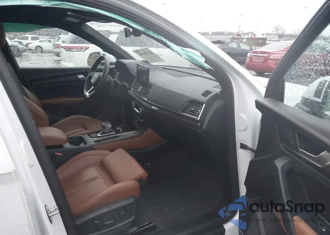 WA1EAAFY1R2025538: 43779548