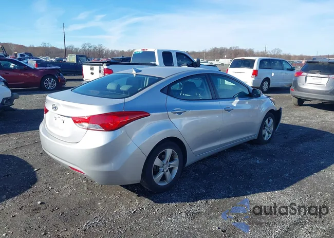 KMHDH4AE5DU572879: 43778643