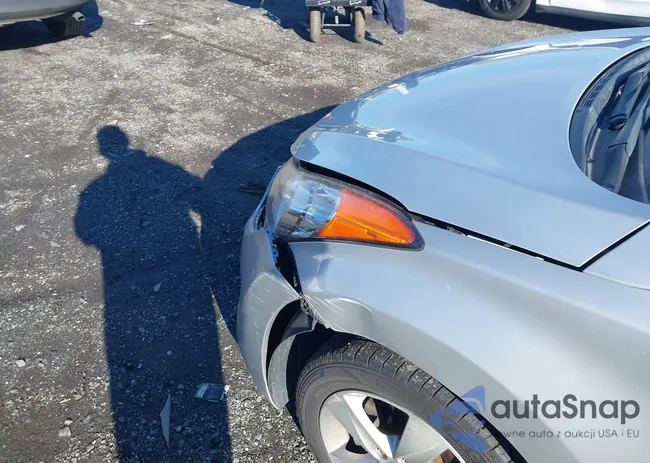 KMHDH4AE5DU572879: 43778643