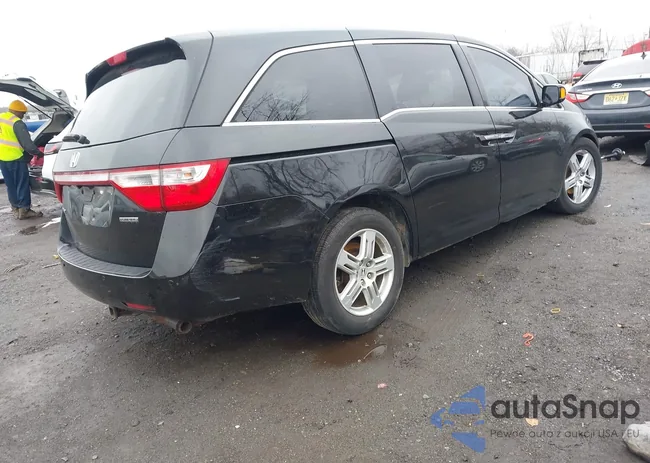 5FNRL5H92CB069258: 43778751