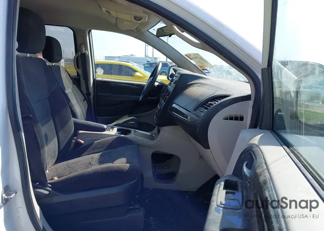 2C4RDGCG3GR375006: 43778841