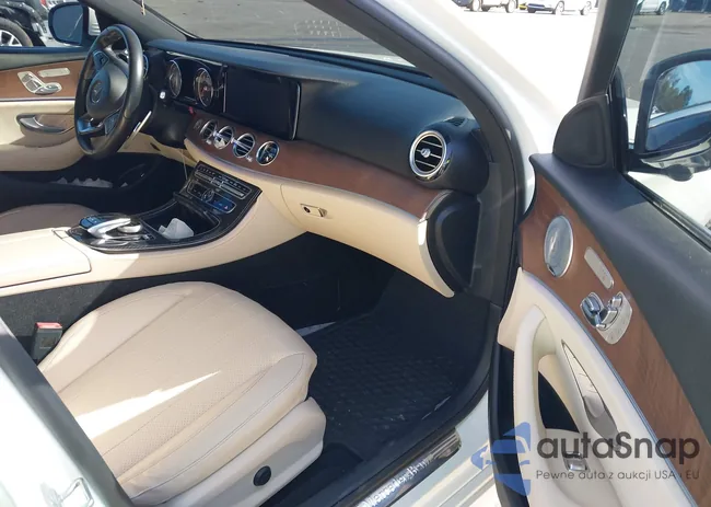 WDDZF4KB2HA025845: 43779961