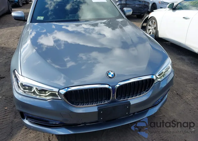 WBAJB1C57JB374572: 43779998