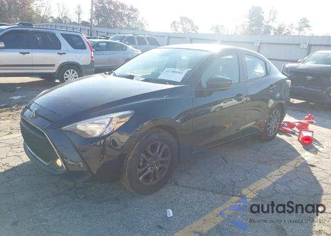 3MYDLBYV1KY512719: 43780102