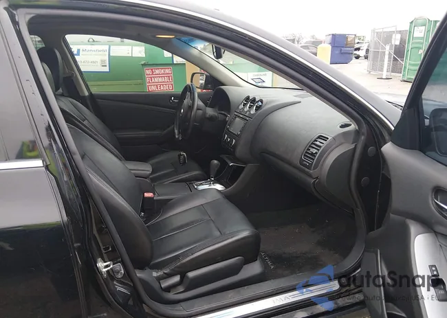 1N4AL2AP5CN486319: 43780191