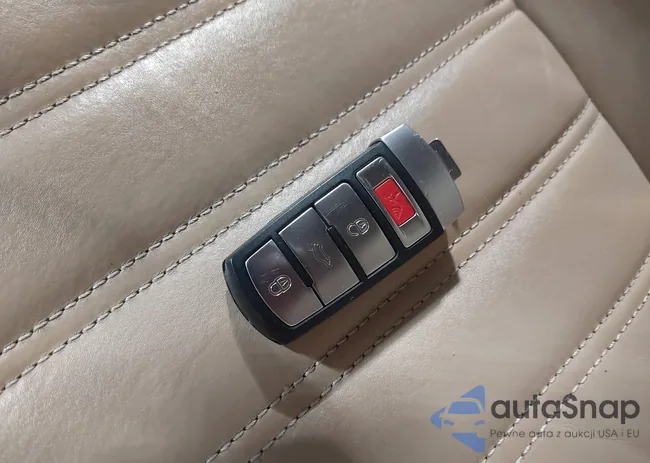 WVWCU93C08E122657: 43780218