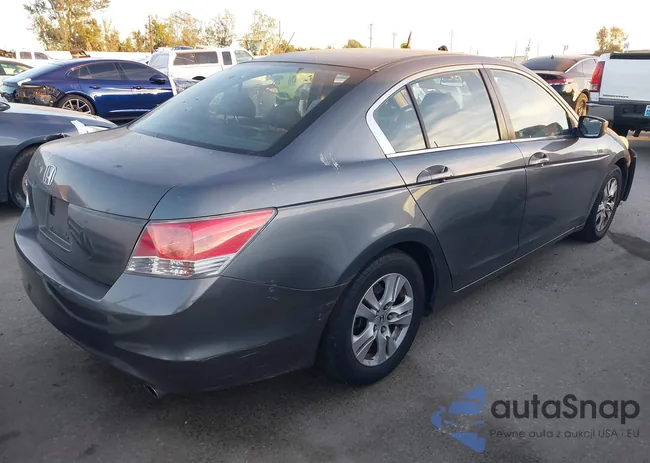 1HGCP2F49AA032361: 43780555