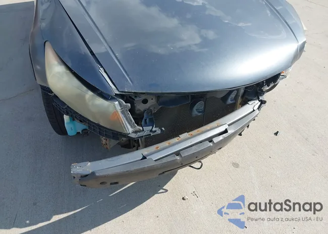 1HGCP2F85AA058880: 43779569