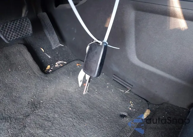 2GNALPEK5D6166811: 43779605