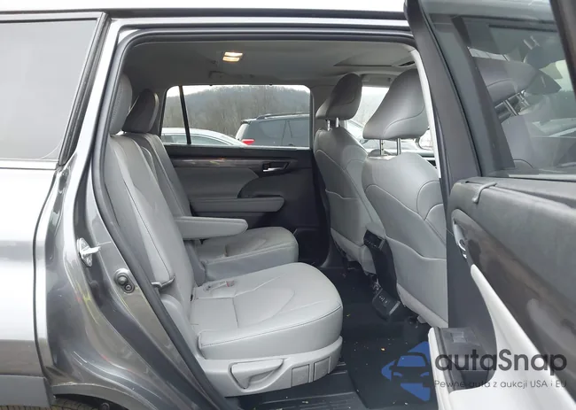 5TDDZRBH8NS196904: 43779746