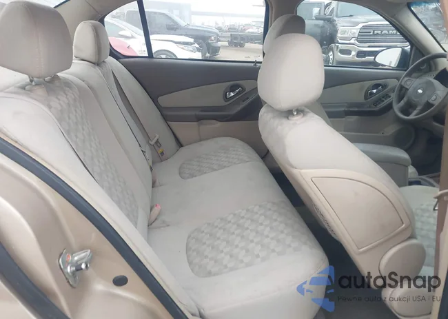 1G1ZT54815F101105: 43779778