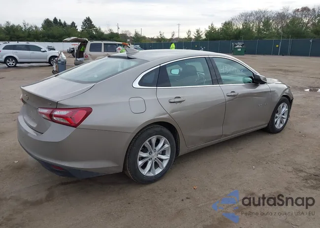 1G1ZD5ST4NF123331: 43779817