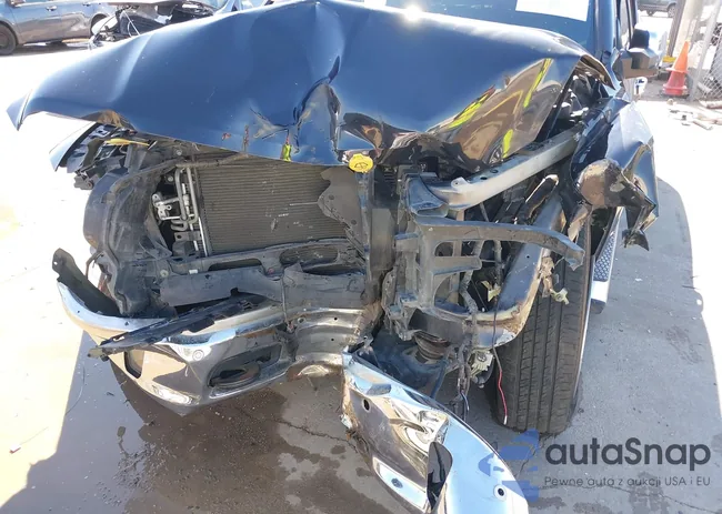 1C6RR6LT6JS244819: 43779851