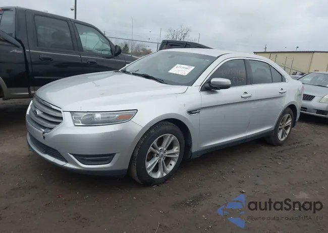 1FAHP2H86DG208357: 43779907