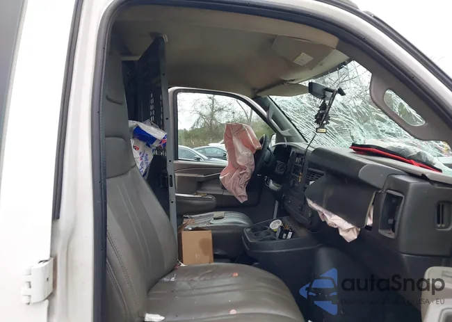 1GCWGAFF2H1319946: 43781073