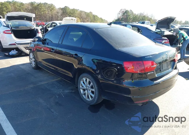 3VWDP7AJ7CM452278: 43781094