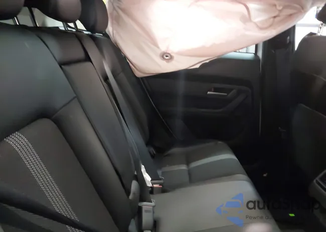 7MMVABDM3SN349123: 43781172