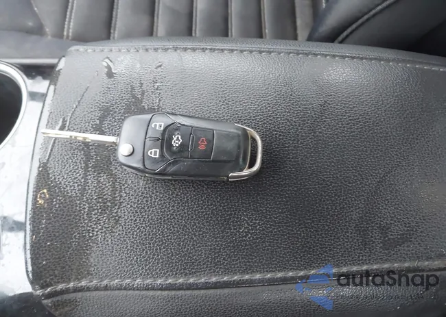 3FA6P0H72FR276301: 43781241