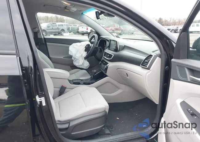 KM8J3CAL9MU367432: 43781301