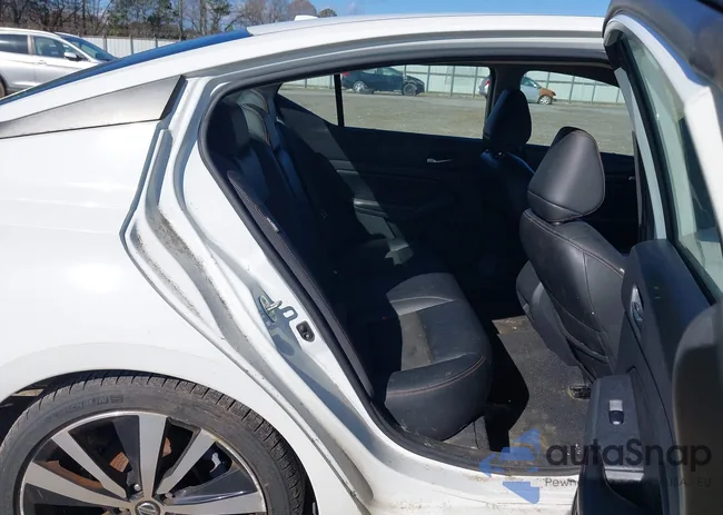 1N4BL4CV9LN308828: 43781305