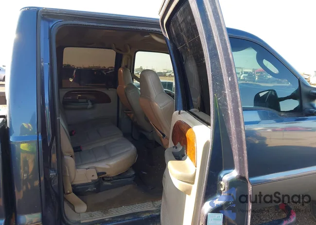 1FTNW21L84EA76700: 43781417