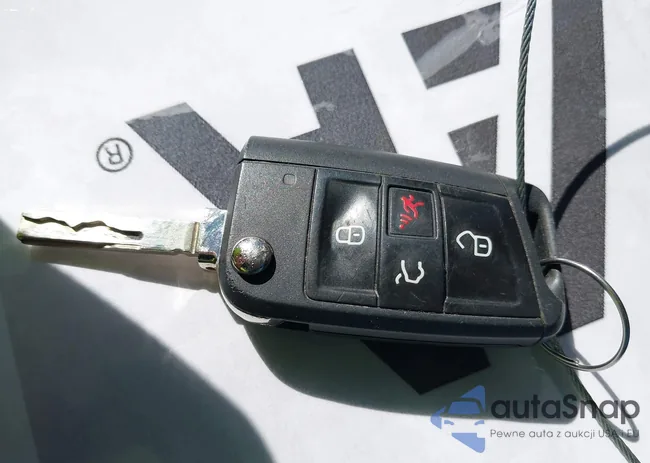 3VV1B7AX8LM129173: 43781466