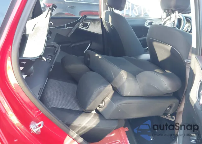 KNDJ23AU3N7157683: 43781492