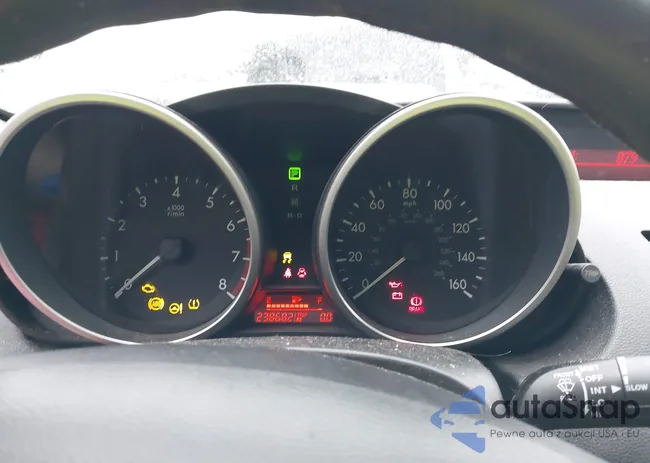 JM1BL1SF3A1192548: 43781526